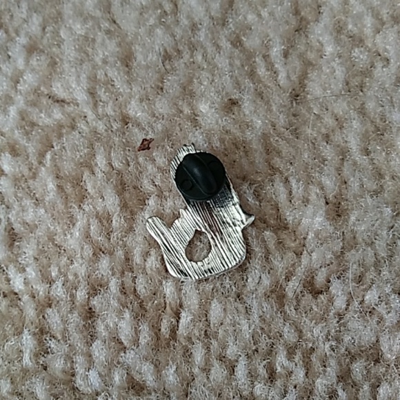 Mermaid pin📌 - Picture 2 of 4